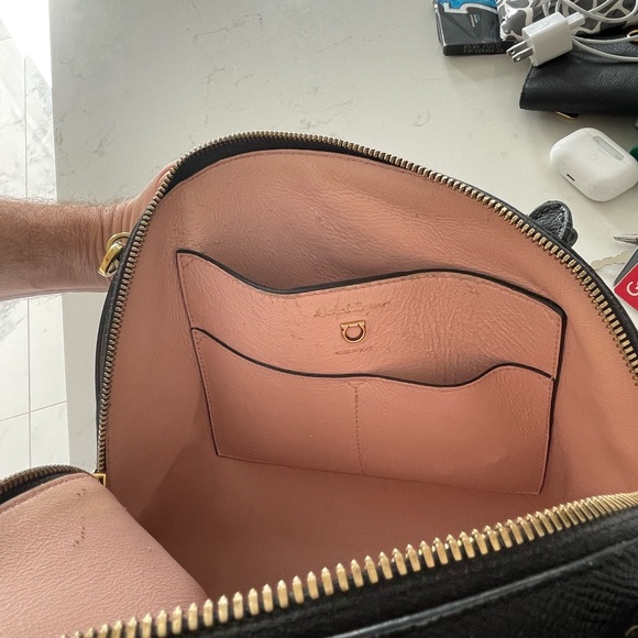 Salvatore Ferragamo bag - Picture 10 of 11